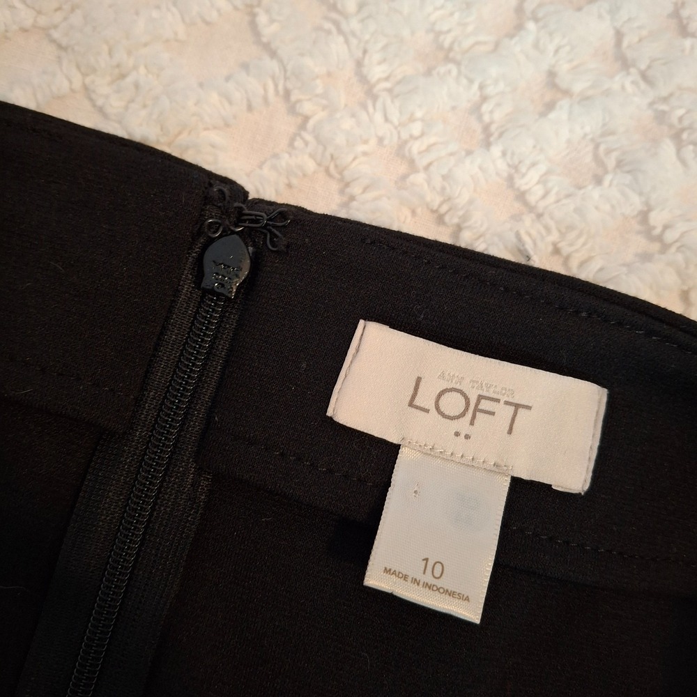 Ann Taylor Loft Womens 10 Pencil Skirt Black Stretch Career Business Back Vent - Picture 4 of 7